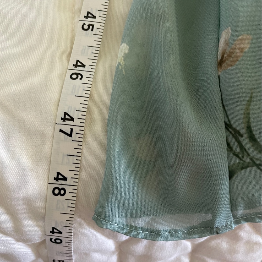 BIRDY GREY Melissa Chiffon Dress - Sage Le Fleur size M​ - Picture 7 of 9